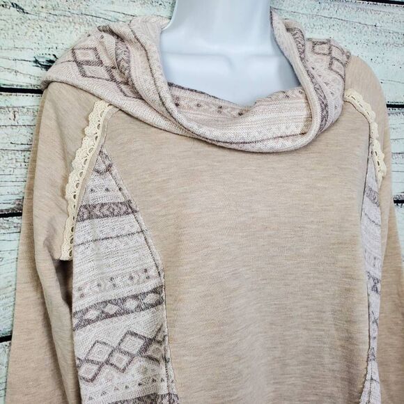 Jolt M Beige Aztec Print Hooded Pullover Long Sleeve Knit Top Boho Lace Detail - Picture 2 of 7